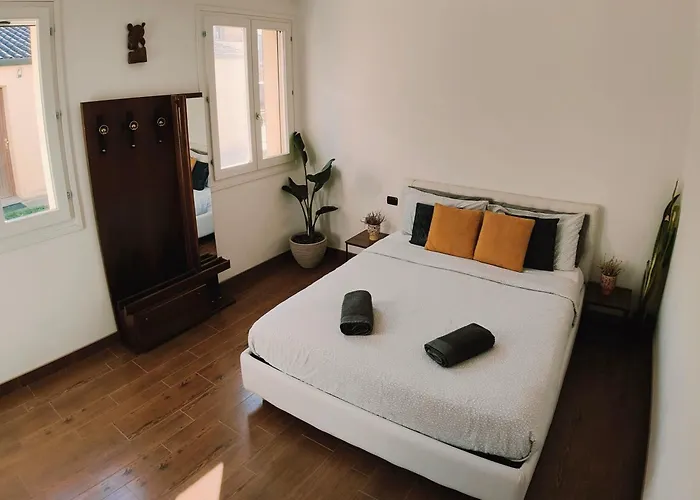 Проживание в семье Chez Nous *